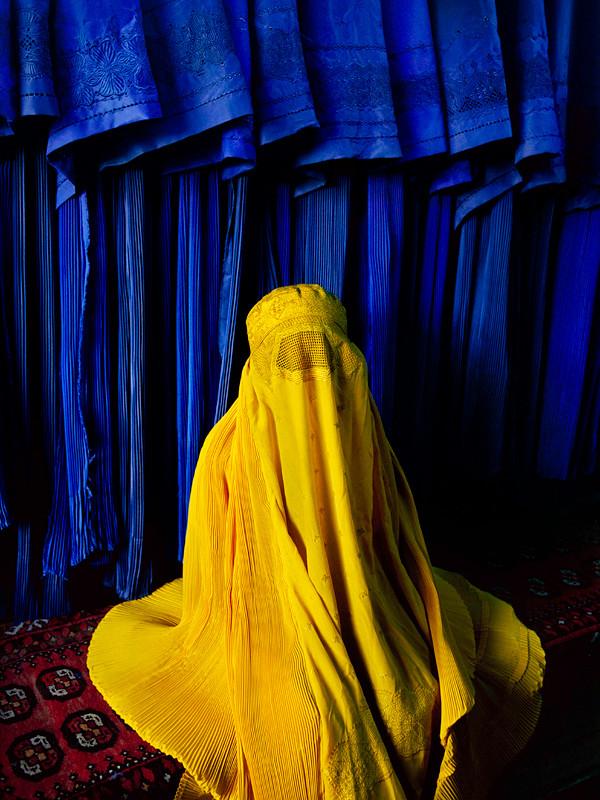 N40 - 100 photos de Steve McCurry pour la liberté de la presse