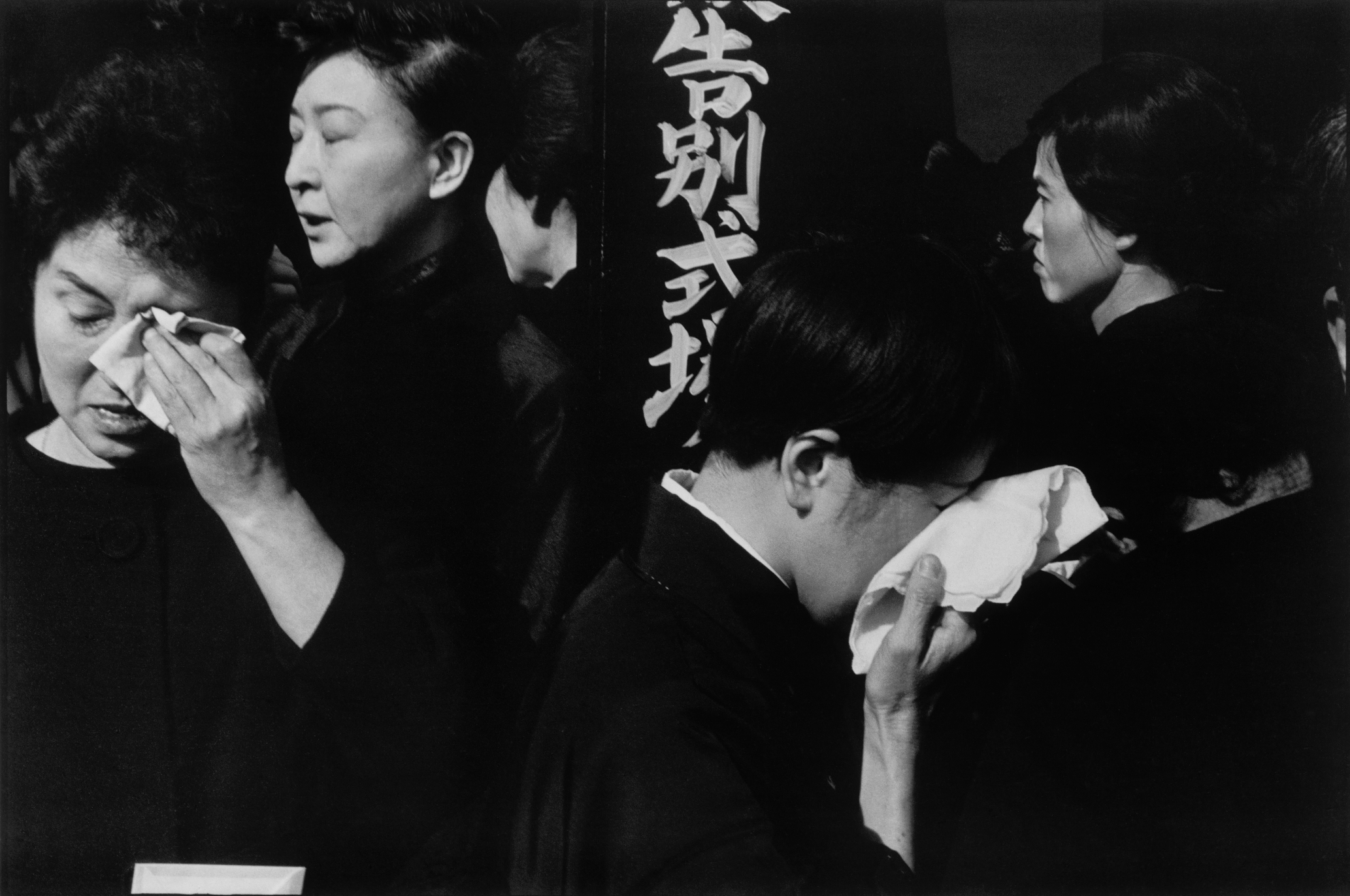 76 - Regards sur le Japon