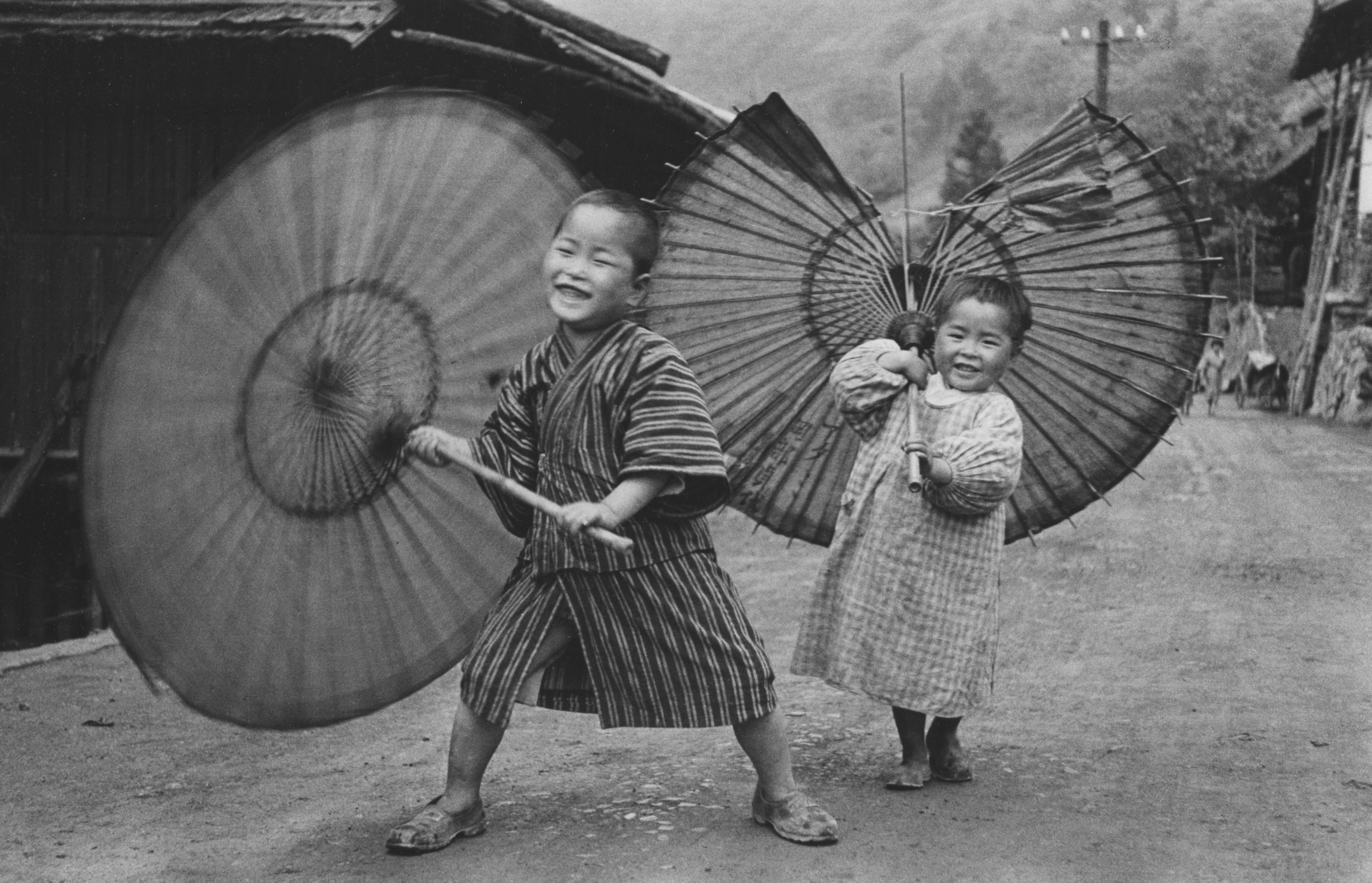 76 - Regards sur le Japon